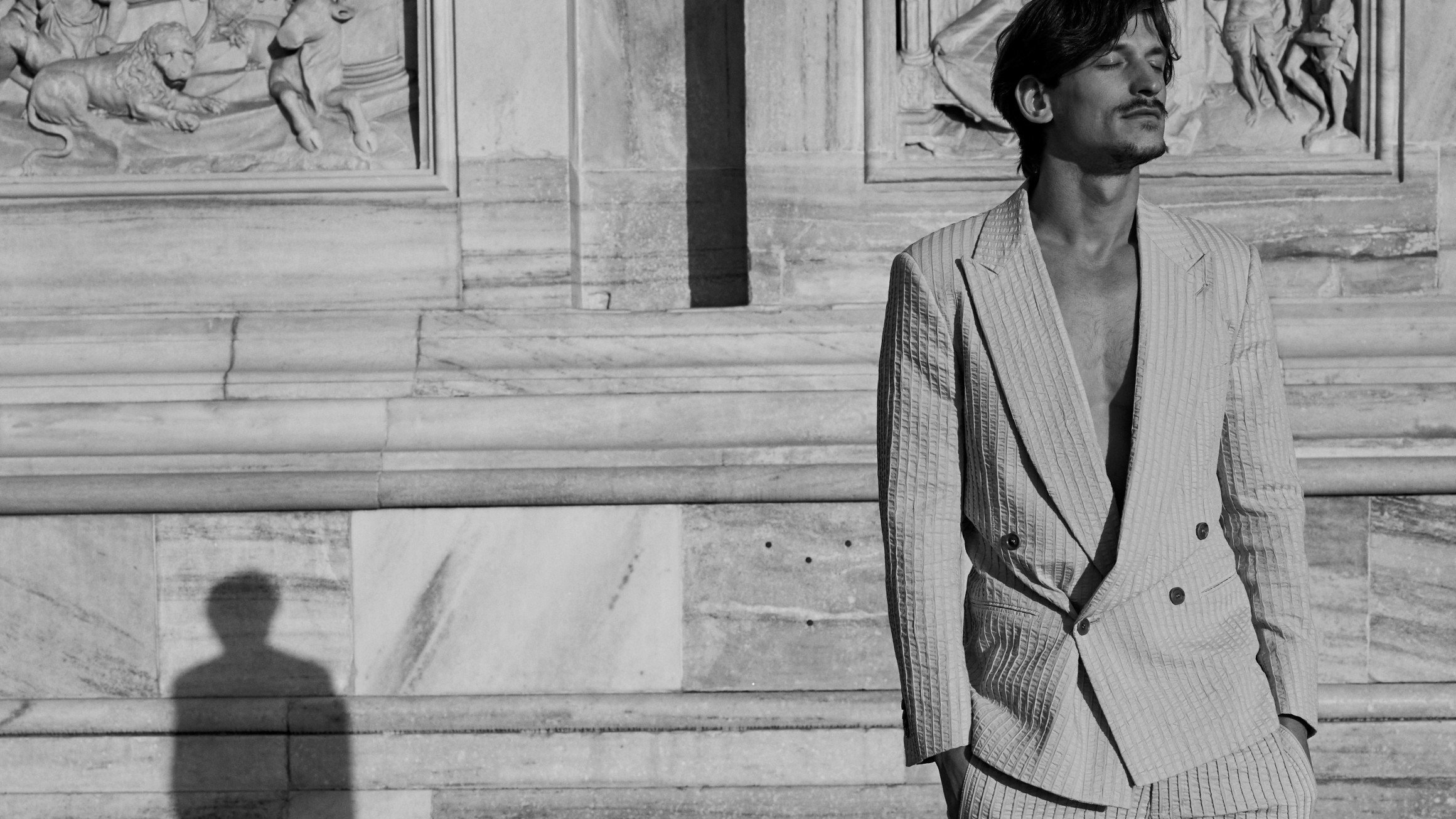 143a9015js_ferrari_armani-6865919268ab5