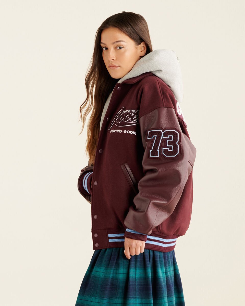 Apolonia pour Roots Automne/Hiver 2023