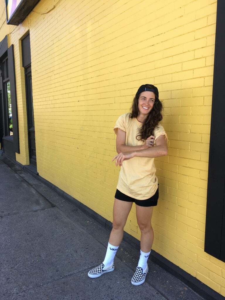 annie-guglia-yellow_elodie-salomon-768x1024