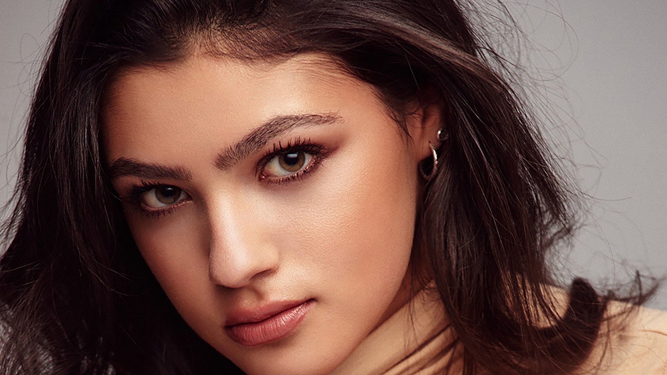 good-cropsarah_l_0093_dxofpc-686591f7baefd