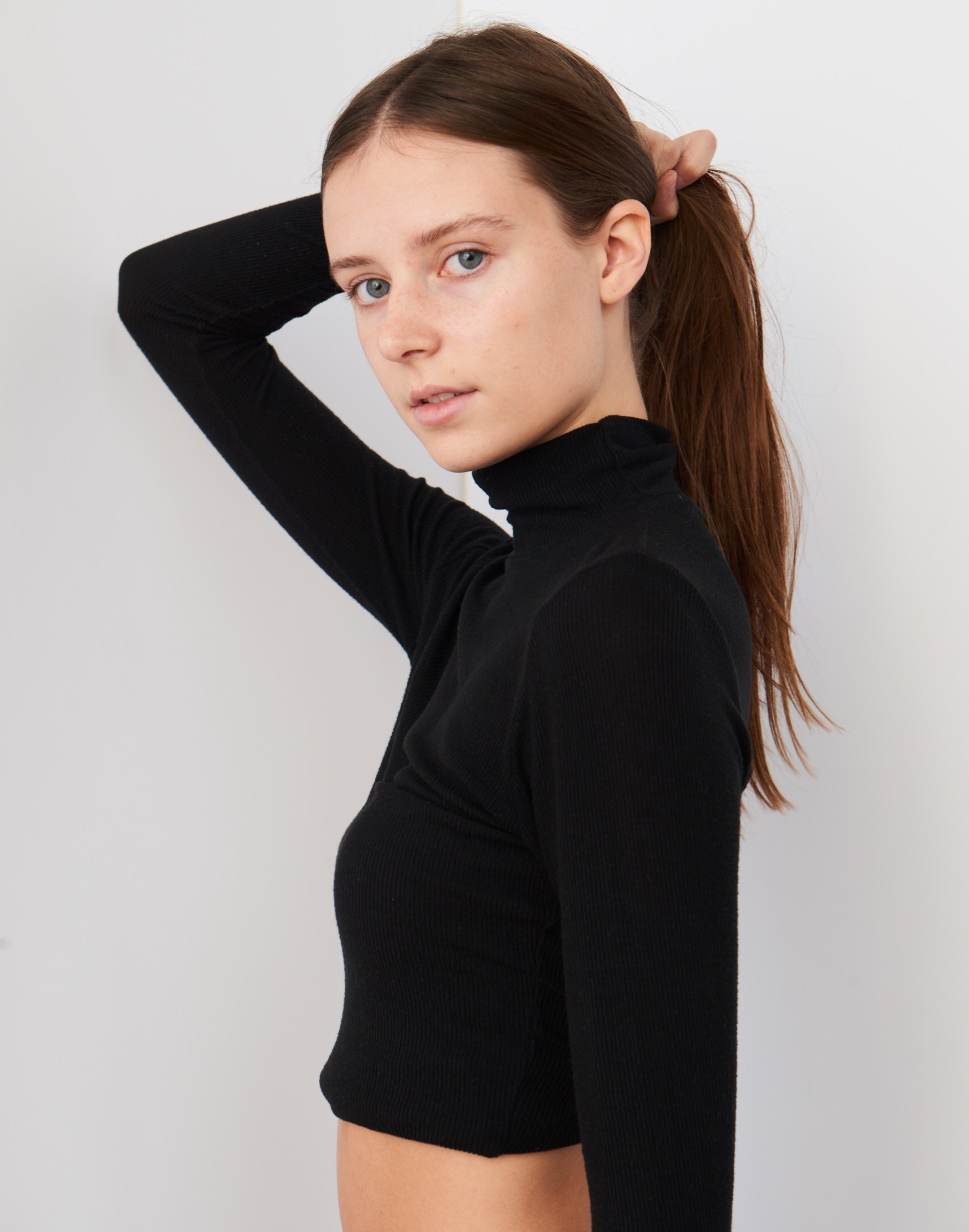 Jessica for QUO Campaign