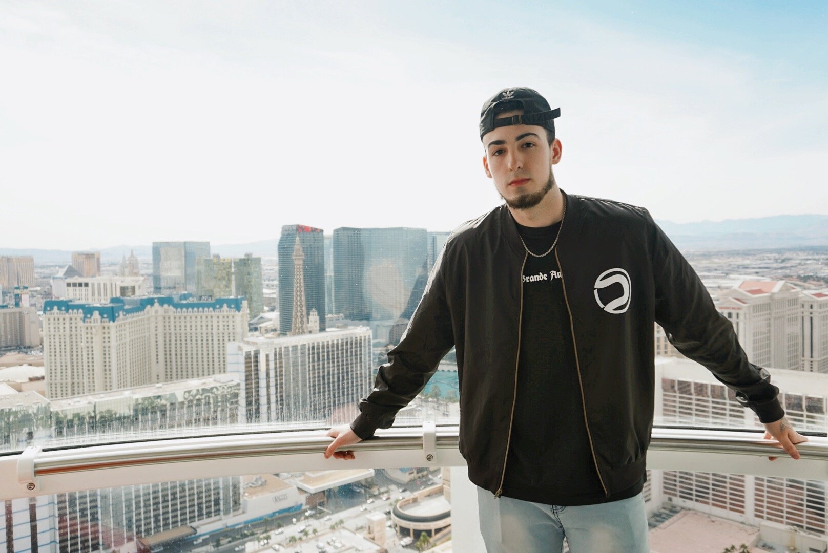 photo-feb-12-6-43-45-pm-1-180220-68658eaa060c8