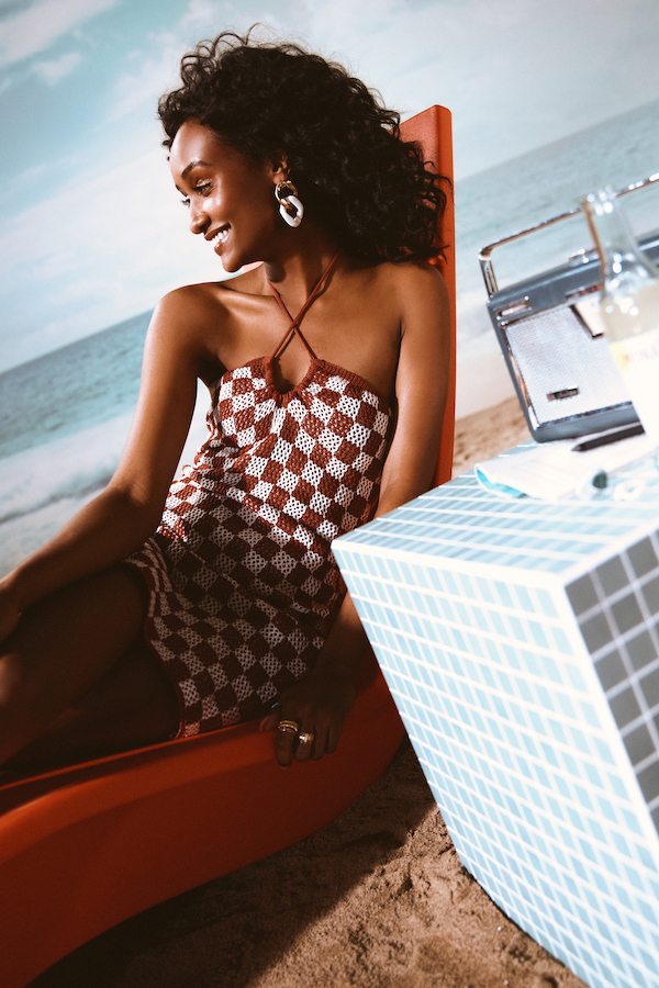 ss22_sandalshop_w_poolside_mood_0320