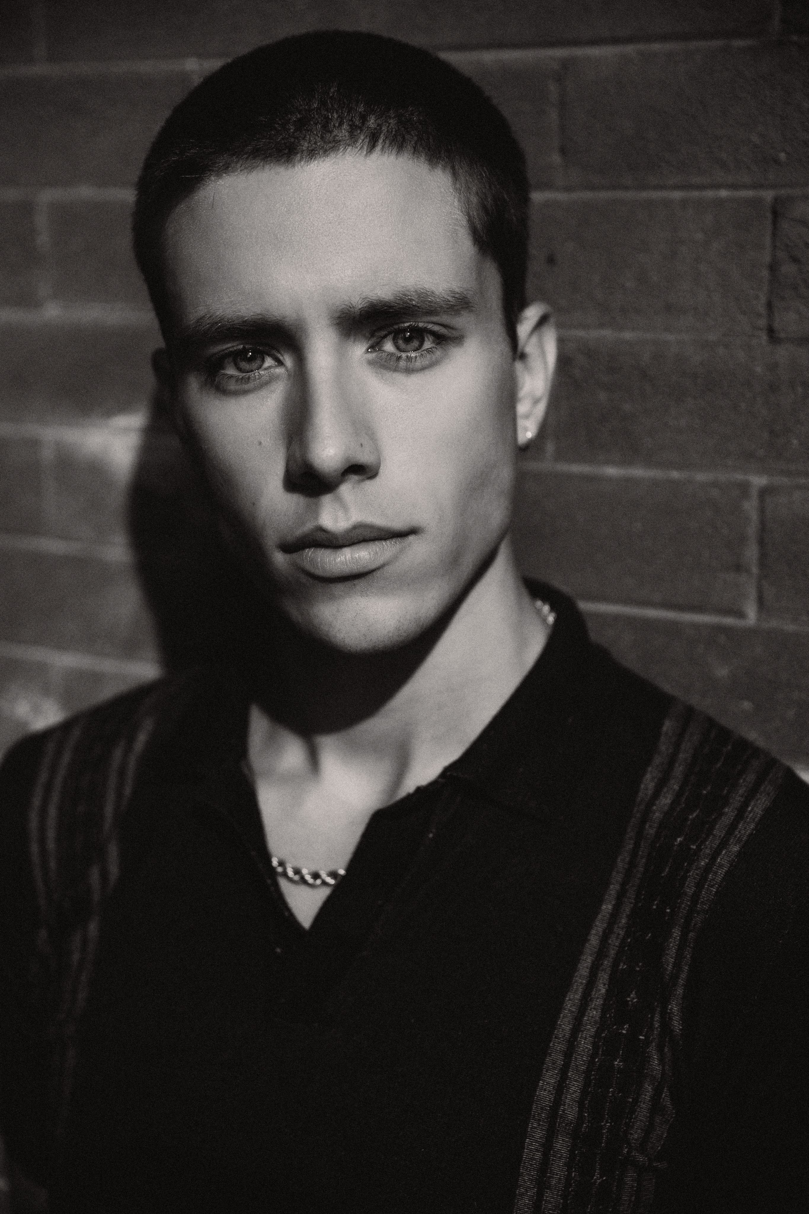 THOMAS 