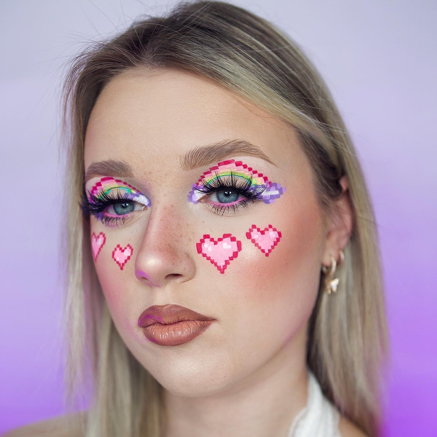 4 AE626 D3 8 A2 F 4 E43 B11 D 79 FE825486 DF