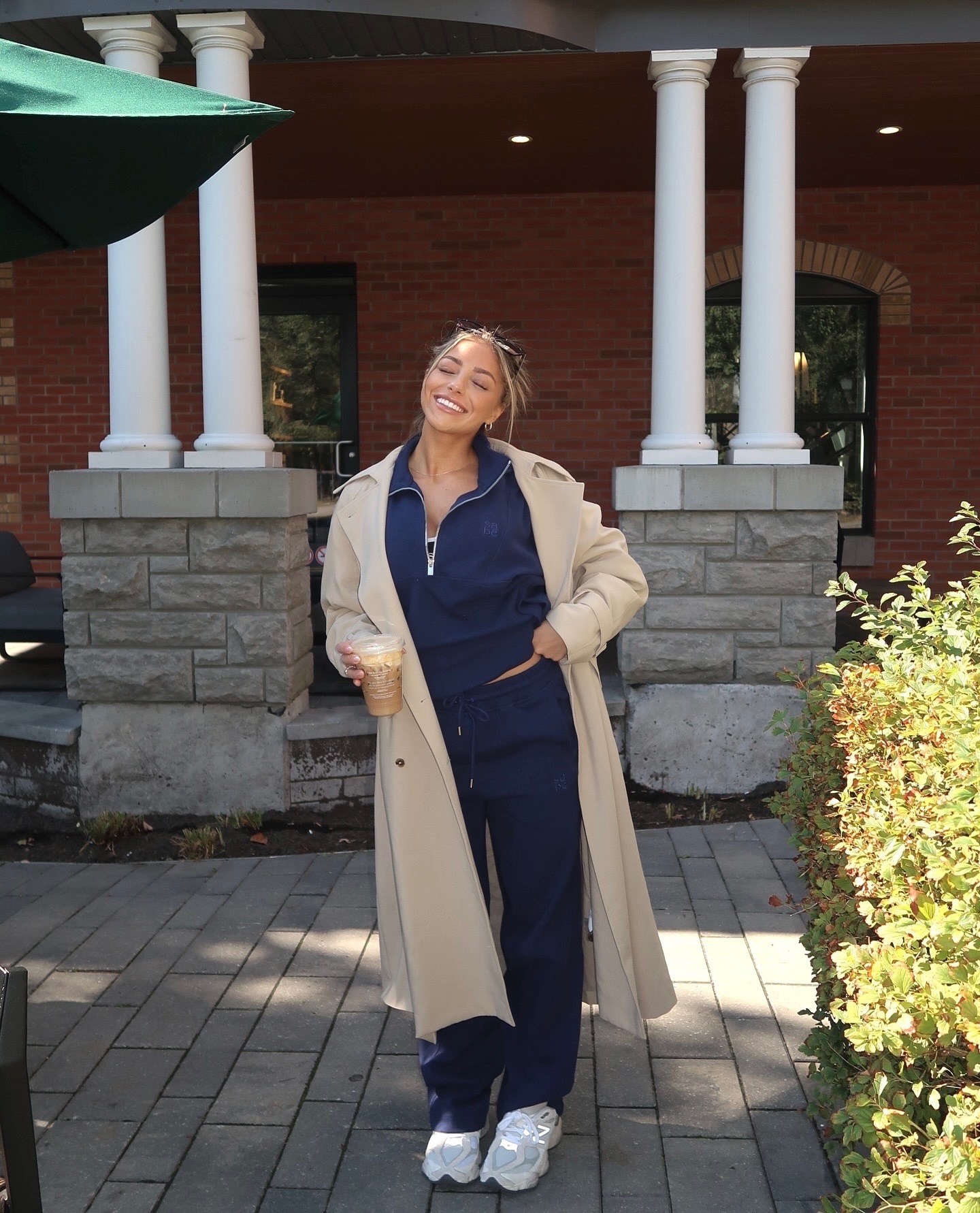 567 E443 B E6 A1 4 D84 87 A0 C78 AB4 A257 A2