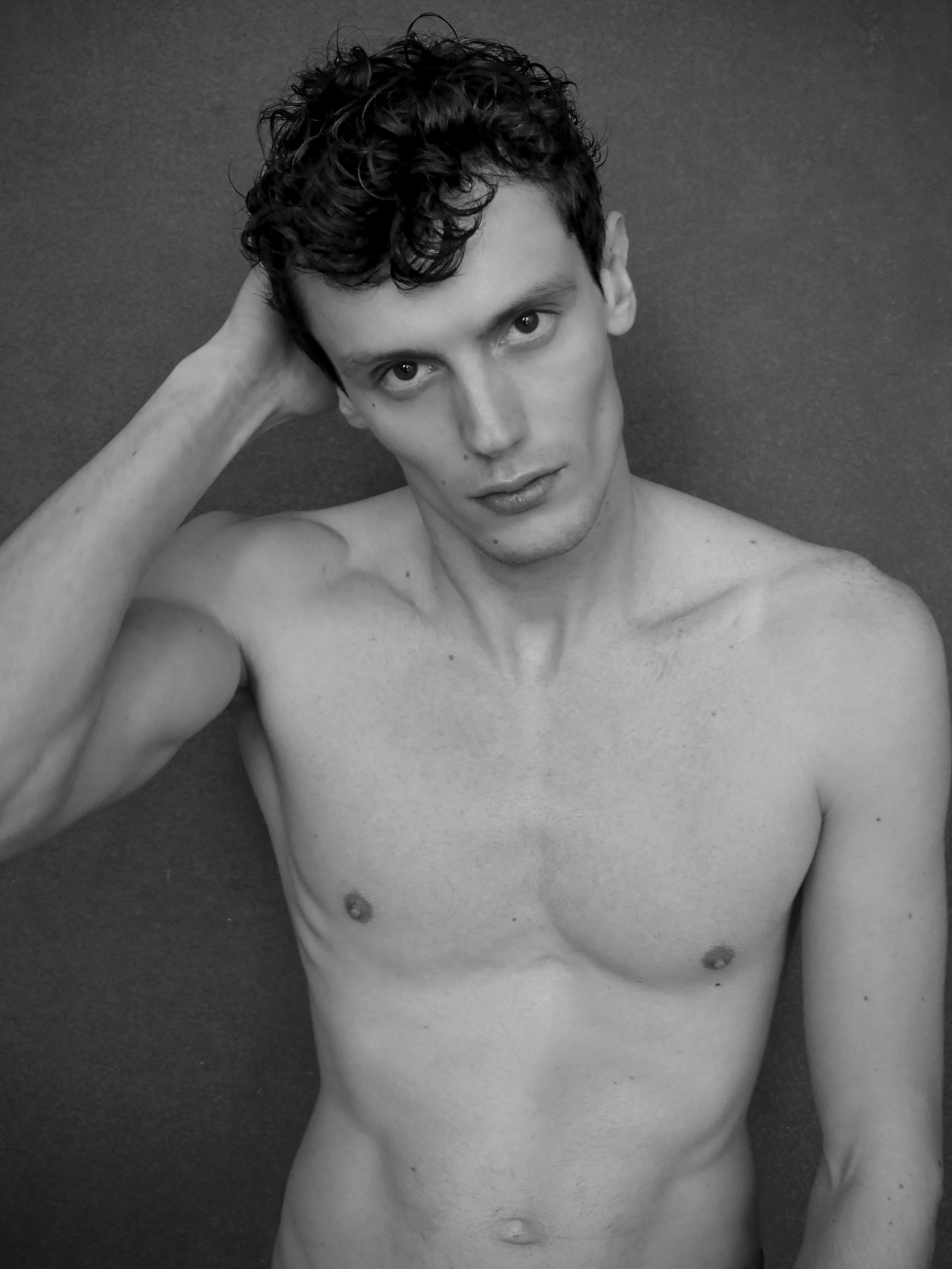 ALEXANDRE DULCEDO NIKKOKEFALAS 16