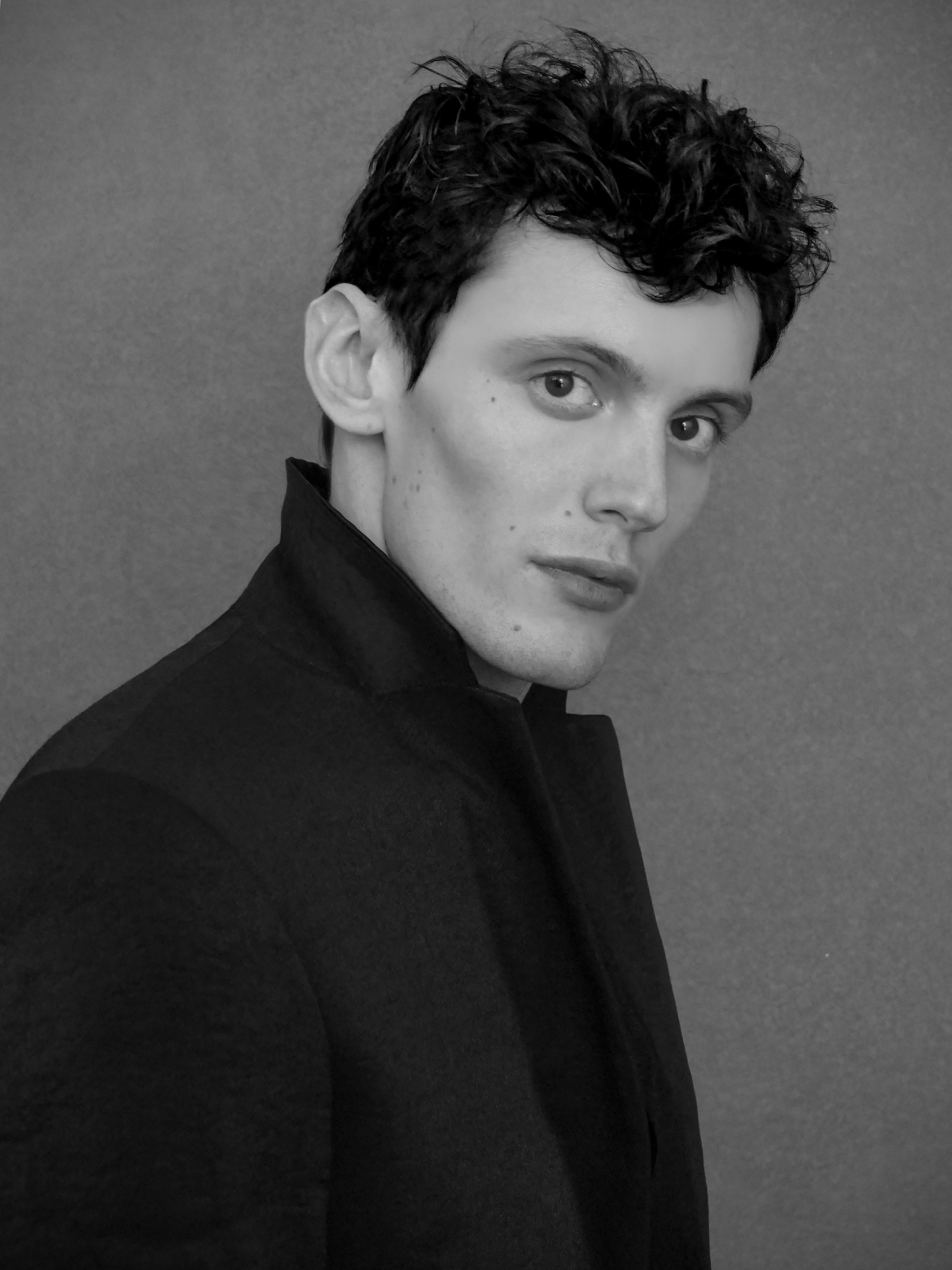 ALEXANDRE DULCEDO NIKKOKEFALAS 32