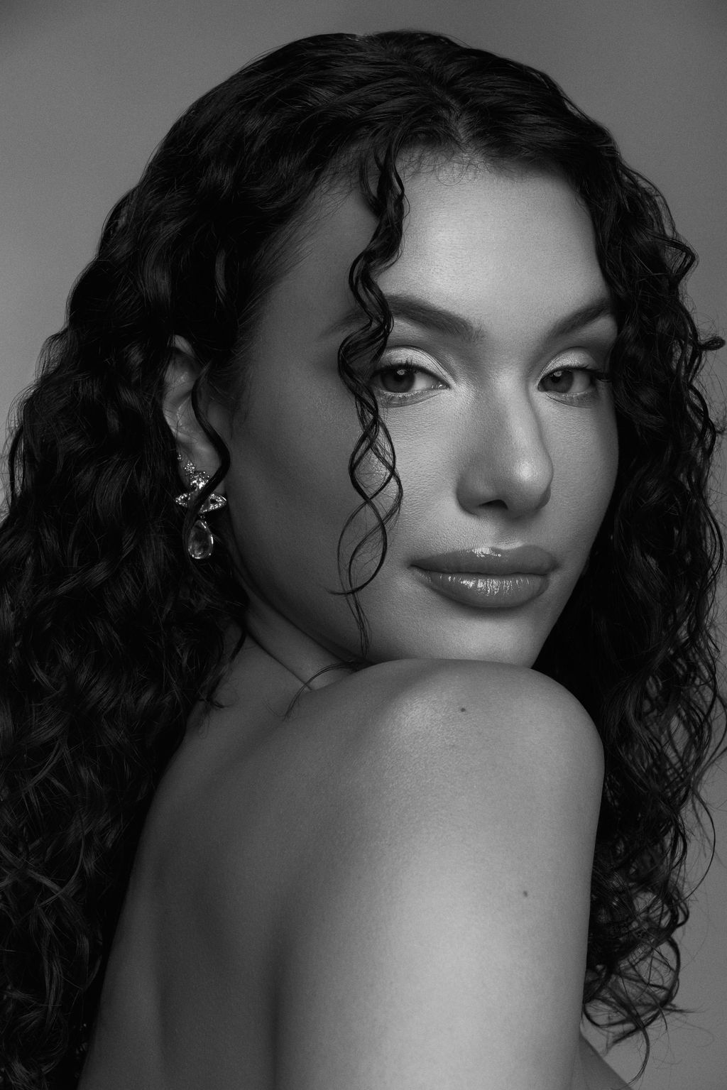 Alia Anastasia Ray64