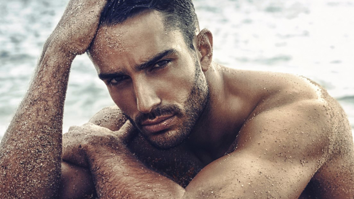 Andre Costa fold