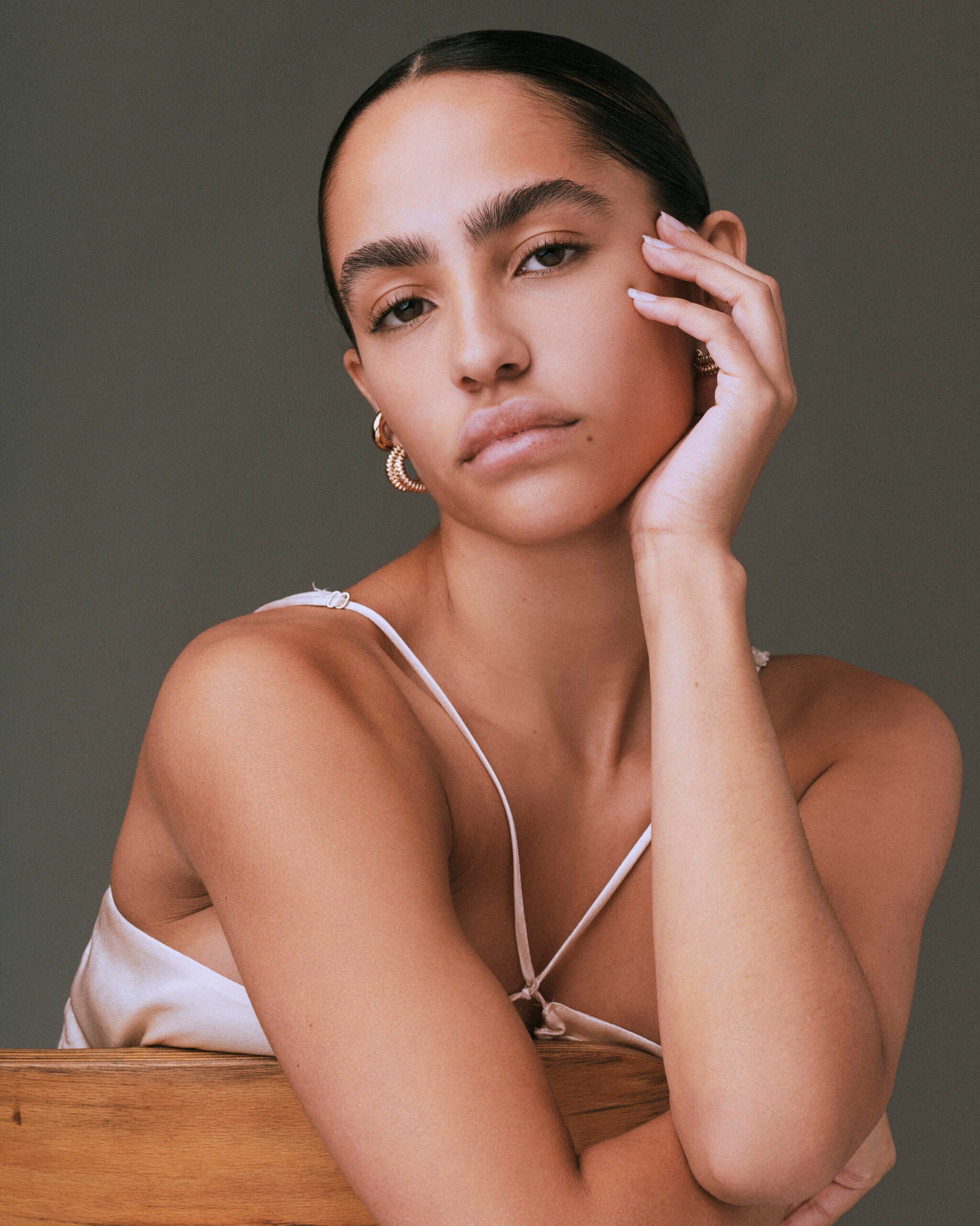 BRIANNA_BY-SYLWIA-SZYPLIK_RGB_15-2.jpg-2-scaled