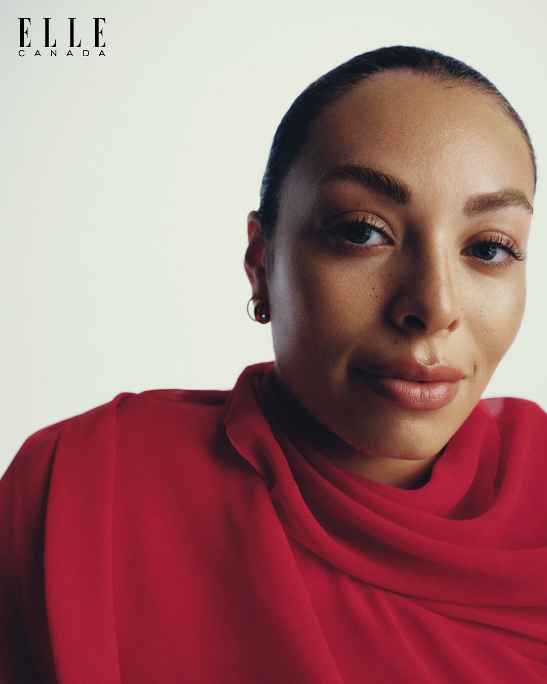 Community is one of Sarah Nurses core tenets While with the Sceptres she teamed up with Roger 1