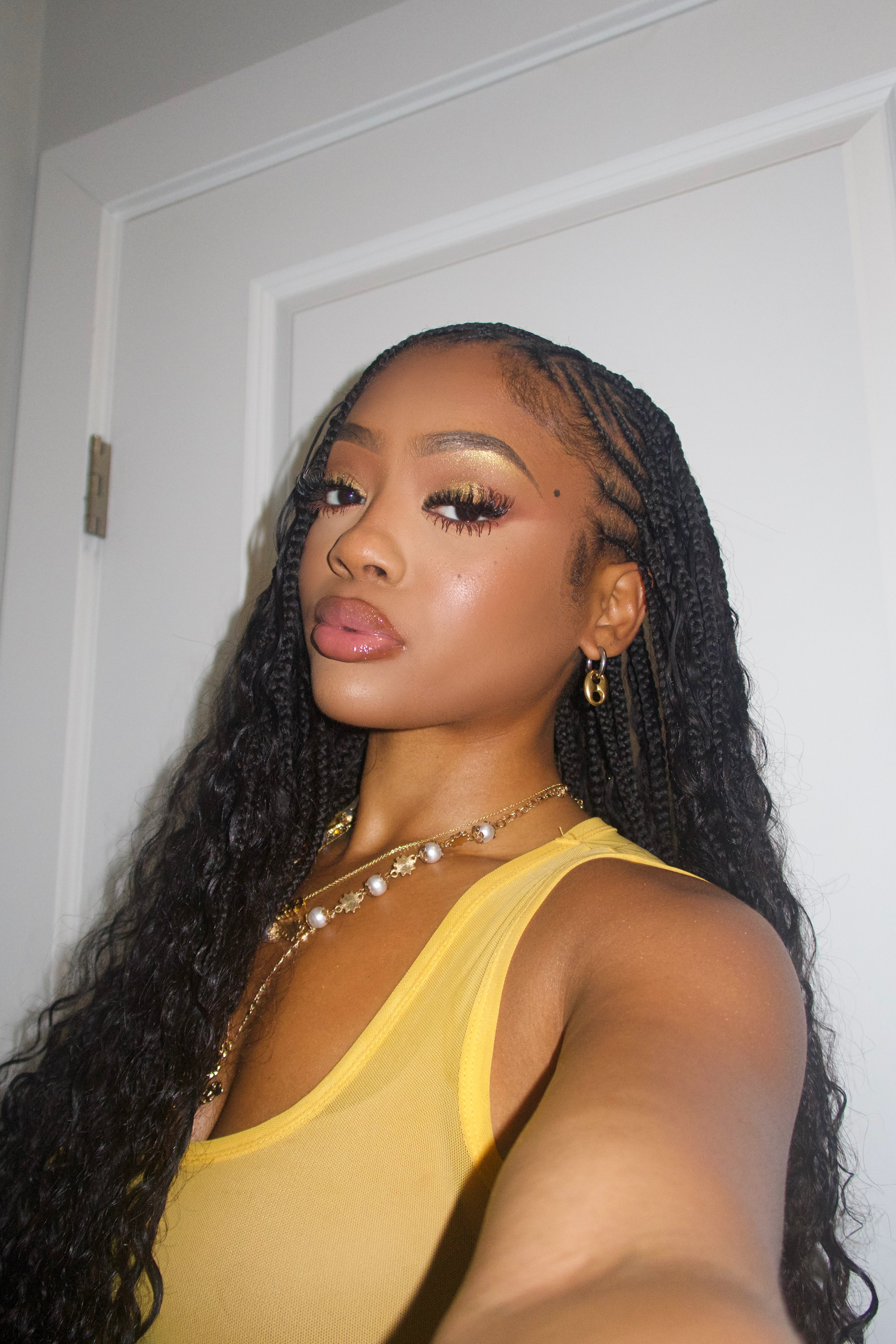 Facetune 23 04 2025 22 50 36