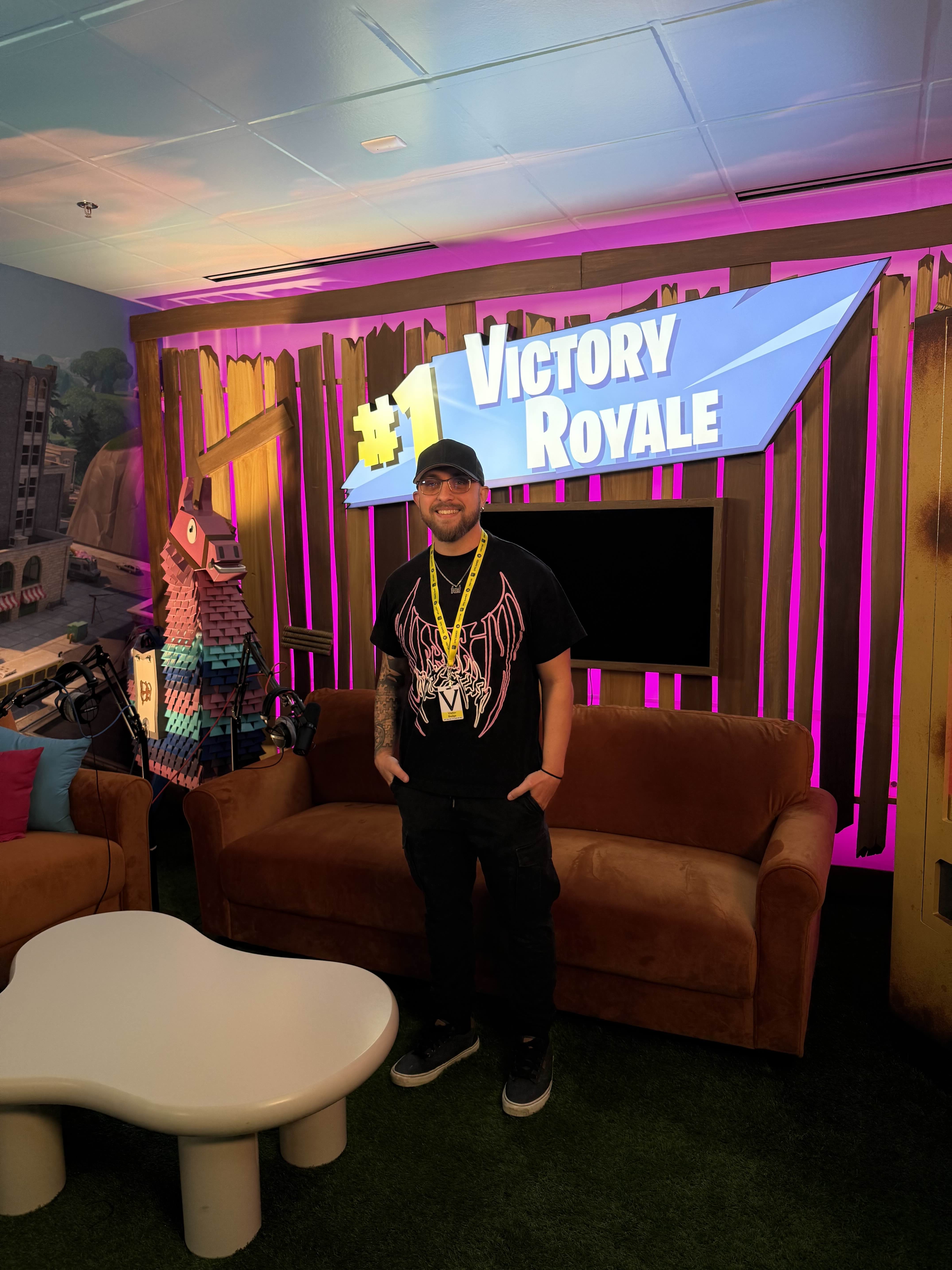 Le gamer GoatR2 au siège social d’Epic Games pour un événement privé