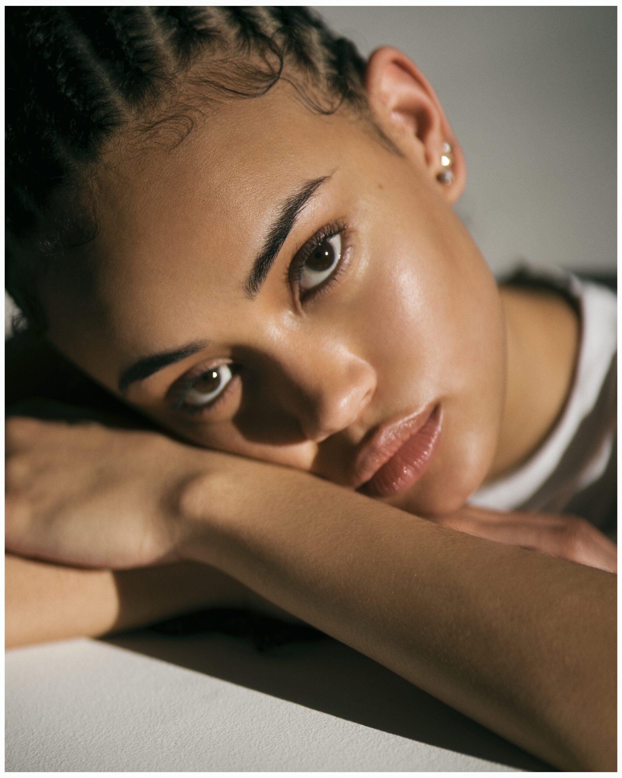 Klass-Model-MGMT5678-1-1-scaled