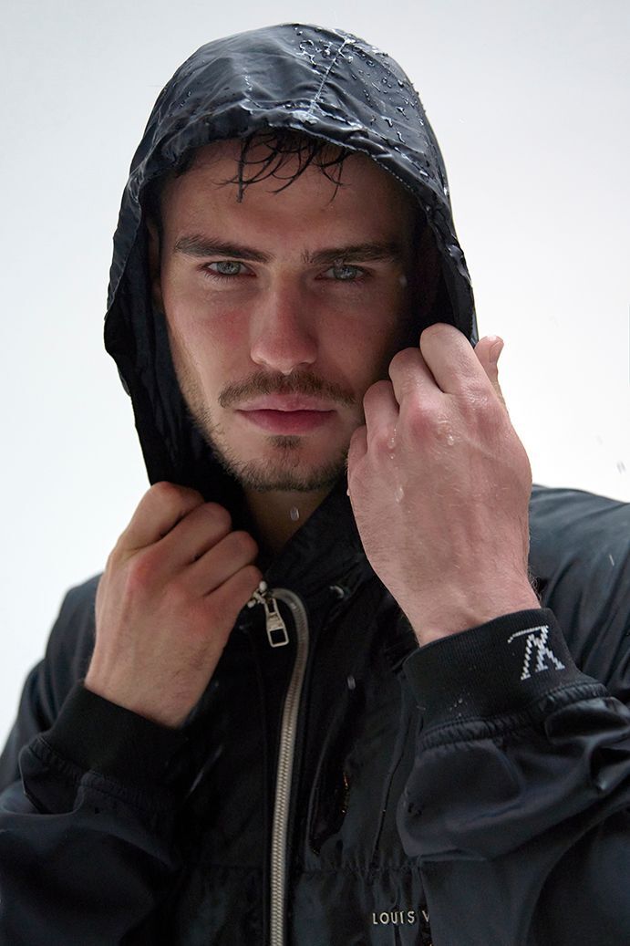 SEBASTIAN 22