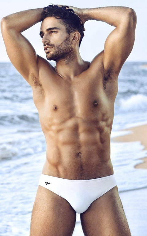 andre-costa_new-material_whilhelmina_02-1