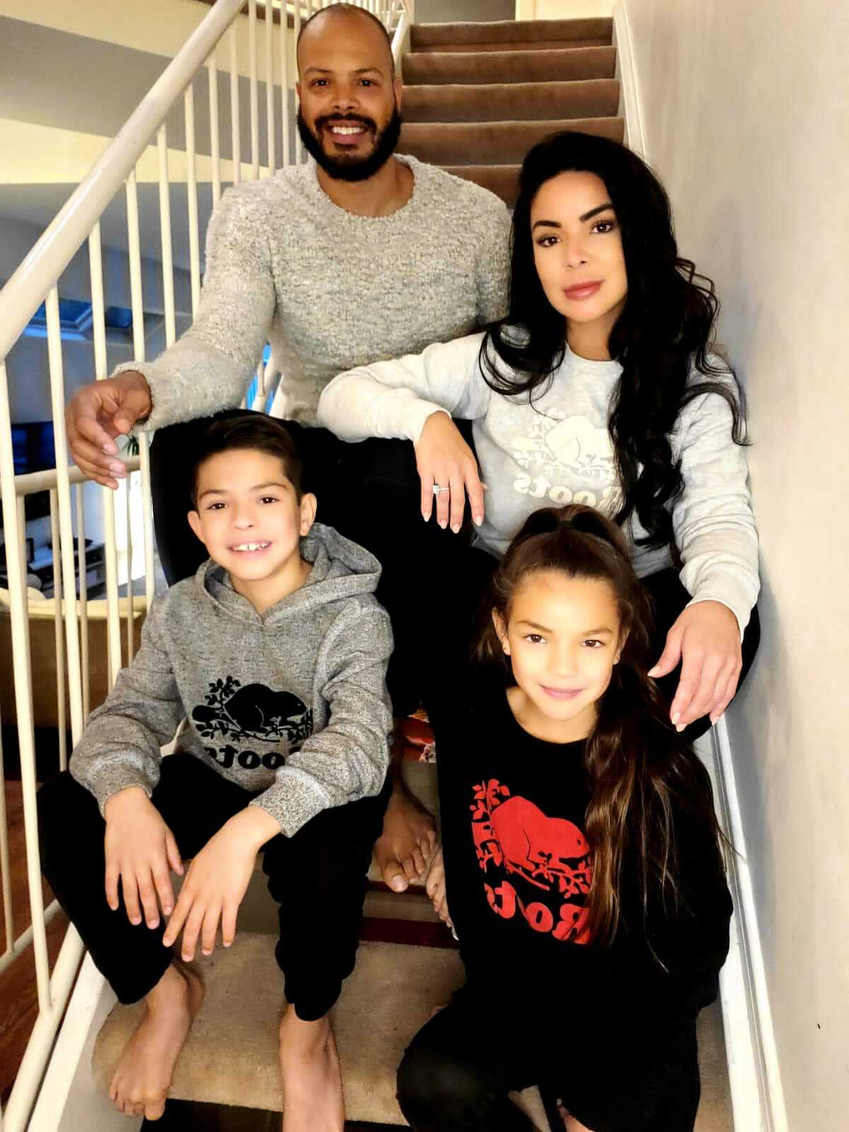 d6183262-b003-44f8-929e-17f077e81865-1