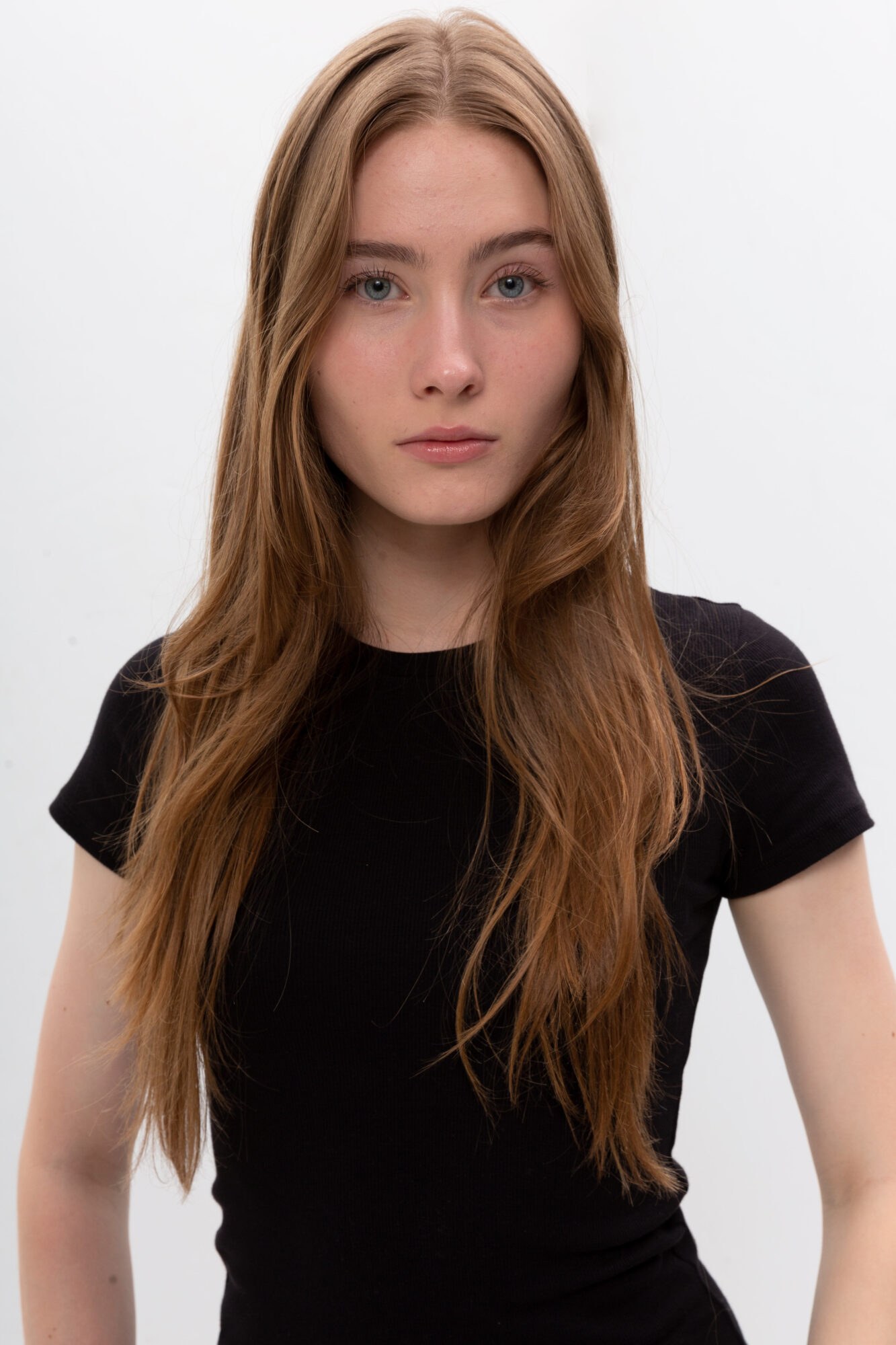 emilia-1750276563-689a358b2a8cc.jpg