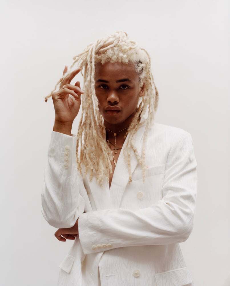 large-1636116554-588b25d39f5c2c145a05ce97f700f379-1