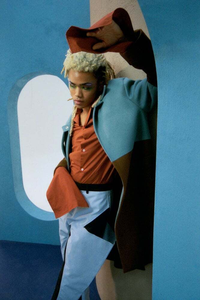 large-1639050501-b4219c074fb19a2d5a5cf3f74b052b54-1