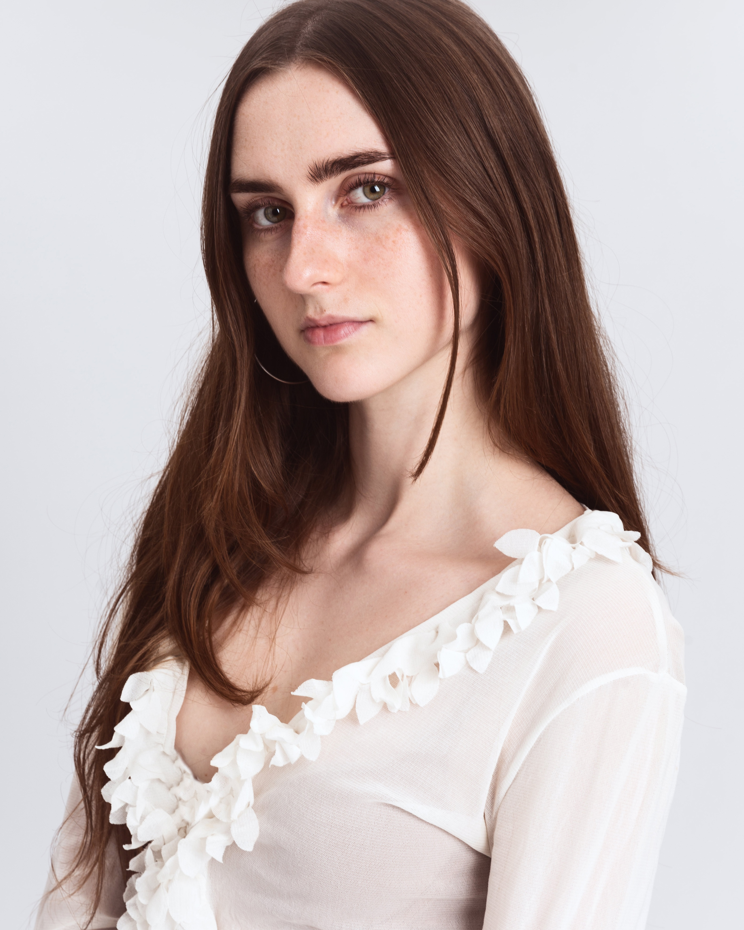 Nika 293 crop