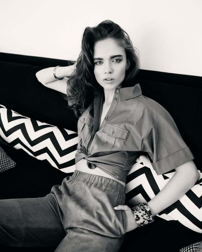 vania_blow_20150405_ga_vania_0216-1bw-700x875-3